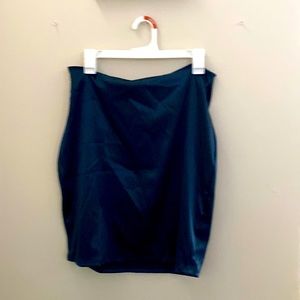Fashion nova navy blue skirt